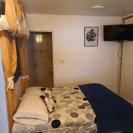 Noras Homestay Laureles เมเดยิน ภายนอก รูปภาพ